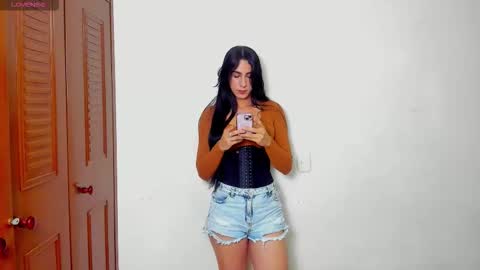 sophia CM online show from February 2026 11:54:01 PM