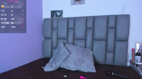 Sofia  online show from March 2025 01:51:01 PM