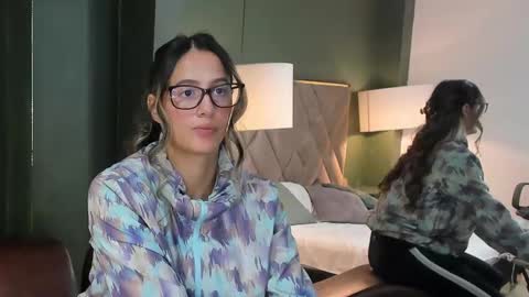 Sofia online show from February 2026 12:21:01 PM