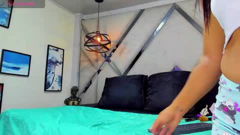 Snapshot of sophia_ostin69 chatting on December 2025 04:07:01 AM Sophia Ostin online show from December 2025 04:07:01 AM