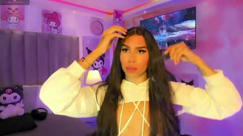 Sophia Velarie online show from April 2026 05:05:02 AM