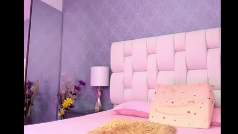 sophiaa10 online show from March 2026 07:29:01 PM