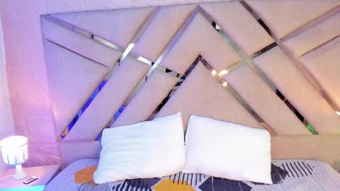 Sophia Paris online show from April 2026 02:55:01 AM