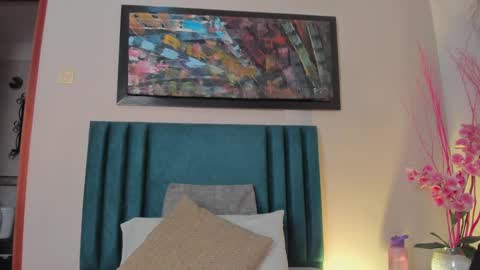 sophiacolliins online show from September 2025 12:33:01 AM