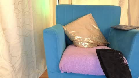 Sophia online show from April 2026 10:05:01 AM