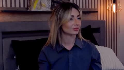 Snapshot of sophialace chatting on May 2026 03:59:01 AM Sophia Lace online show from May 2026 03:59:01 AM