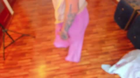 sophiamiller6 online show from April 2026 01:41:01 PM