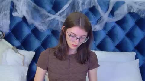 SophiaProve online show from October 2025 04:18:02 AM