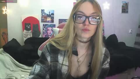 SophiaSonata online show from February 2026 10:16:01 PM