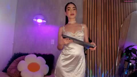 Sophi  online show from April 2026 02:51:02 AM