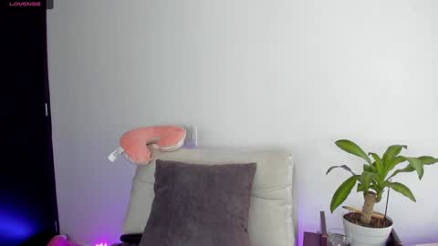  Sophie  online show from January 2025 08:15:02 PM