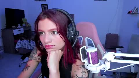 Snapshot of sophie_dolly_ chatting on May 2026 03:46:02 AM sophie doll online show from May 2026 03:46:02 AM