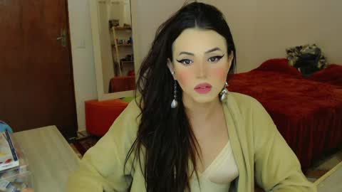 Snapshot of sophie_fantasy_hot chatting on May 2026 05:04:01 AM Sophie Fantasys online show from May 2026 05:04:01 AM