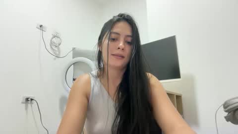 Snapshot of sophie_foxxx chatting on May 2026 01:45:01 AM Sophie online show from May 2026 01:45:01 AM