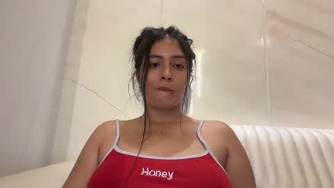 Snapshot of sophie_foxxx chatting on July 2026 02:24:02 AM Sophie online show from July 2026 02:24:02 AM