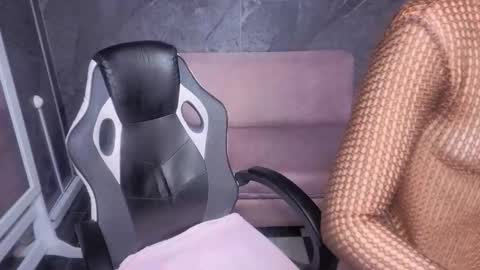 sophie_jones_b online show from March 2026 12:45:02 PM