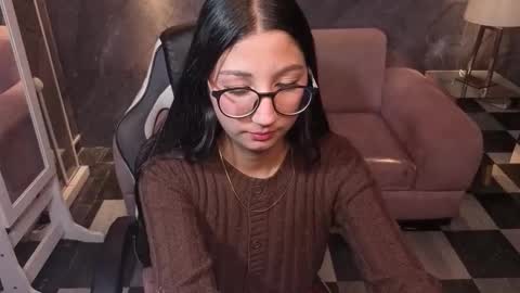 sophie_jones_b online show from March 2026 01:23:01 AM