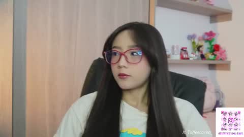 Snapshot of sophie_lii chatting on July 2026 09:39:02 PM Sophie or Sof online show from July 2026 09:39:02 PM