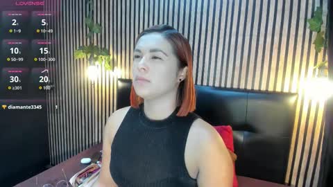 Snapshot of sophie_new25 chatting on September 2025 12:15:02 PM sophie_new25 online show from September 2025 12:15:02 PM