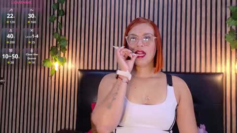 Snapshot of sophie_new25 chatting on September 2025 12:27:01 PM sophie_new25 online show from September 2025 12:27:01 PM