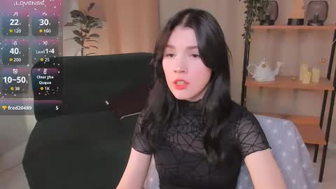 sophie_nomenal_ online show from October 2025 08:59:01 PM