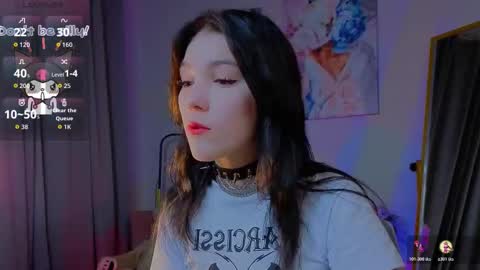 sophie_nomenal_ online show from November 2025 09:26:02 PM