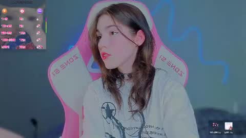 Snapshot of sophie_nomenal_ chatting on July 2026 07:25:01 AM sophie_nomenal_ online show from July 2026 07:25:01 AM