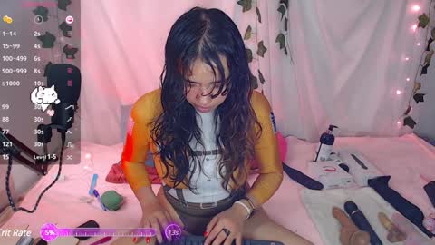 Snapshot of sophie_north chatting on February 2025 04:31:01 PM Sophie online show from February 2025 04:31:01 PM