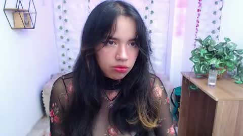 Snapshot of sophie_north chatting on January 2026 07:39:01 PM Sophie online show from January 2026 07:39:01 PM