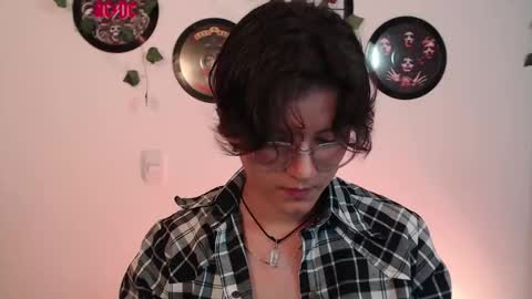 sophie_ross1 online show from September 2025 03:08:02 AM