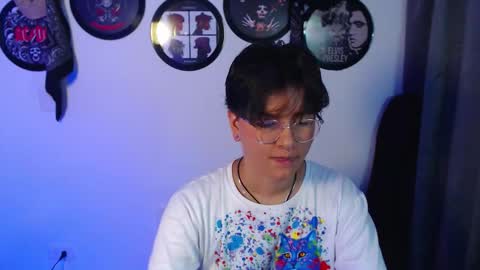 sophie_ross1 online show from December 2025 01:55:01 AM