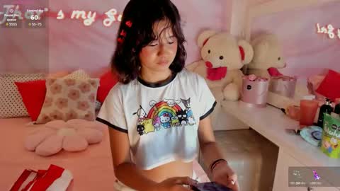 Snapshot of sophie_smitt chatting on November 2025 02:04:02 AM Sophie Smitt online show from November 2025 02:04:02 AM