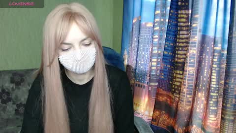 Sophie online show from April 2026 08:20:02 AM