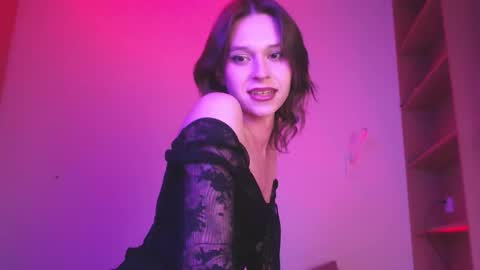 sophiediamond_x online show from November 2025 07:46:02 PM