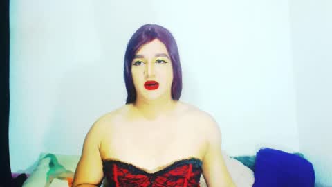 sophiehillsxo online show from April 2026 03:12:01 AM