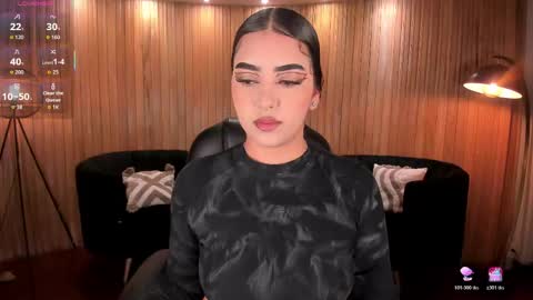 Snapshot of sophielanne chatting on June 2026 12:01:02 AM Sophie online show from June 2026 12:01:02 AM