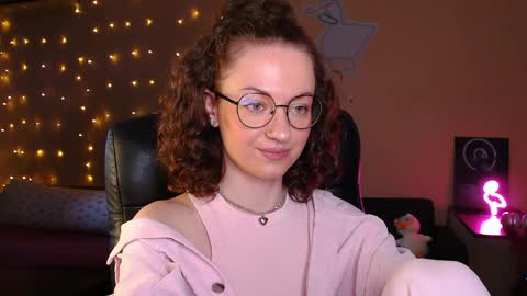 Snapshot of sophieleroux chatting on April 2026 11:43:01 AM sophieleroux online show from April 2026 11:43:01 AM