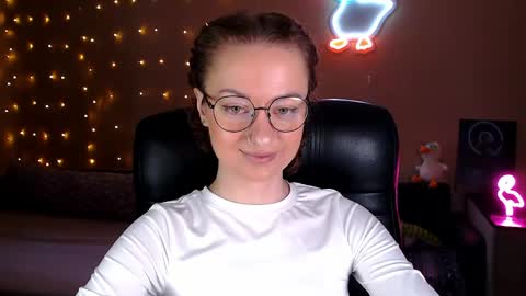 Snapshot of sophieleroux chatting on April 2026 01:02:02 PM sophieleroux online show from April 2026 01:02:02 PM