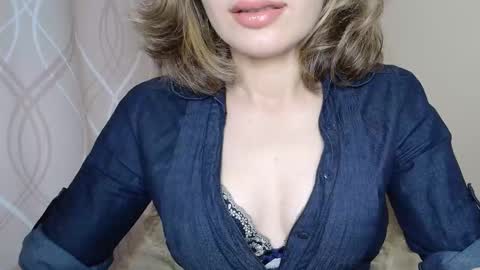 Snapshot of sophiemisss chatting on September 2025 10:06:02 AM Sophiemisss online show from September 2025 10:06:02 AM