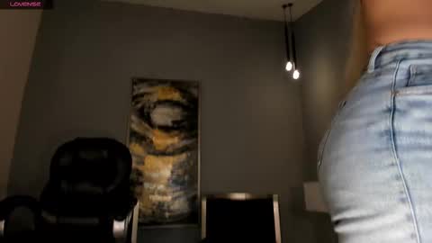 Sophie  Palmer online show from September 2025 10:48:02 AM