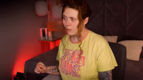 Sophie online show from March 2026 08:23:02 PM