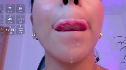 sophierooy online show from February 2025 06:04:02 PM