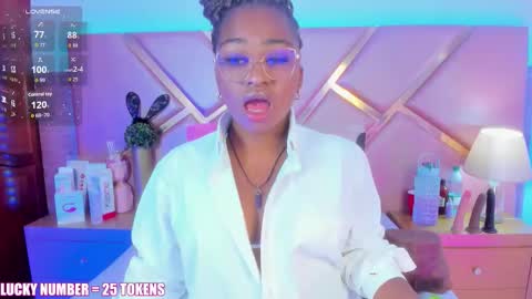 Sophie online show from March 2026 01:00:01 PM