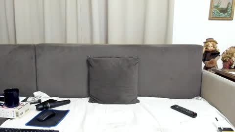 Snapshot of sophiestique chatting on September 2025 03:17:01 AM Sofia online show from September 2025 03:17:01 AM