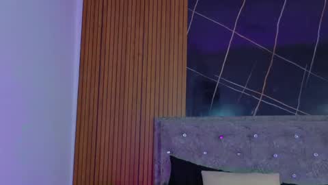 sophiexx__ online show from April 2026 06:03:01 PM