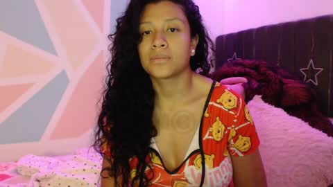 Snapshot of sophiia_dreams chatting on September 2025 12:21:01 AM Sophia this is not my real name online show from September 2025 12:21:01 AM
