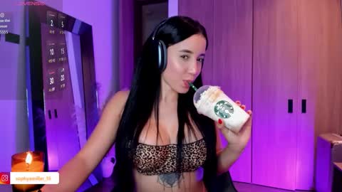 Sophy online show from October 2025 02:33:01 AM