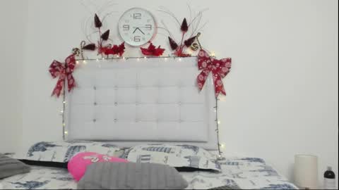 Sofia  online show from December 2025 12:17:01 AM