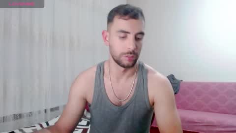 luis online show from November 2025 08:51:01 PM