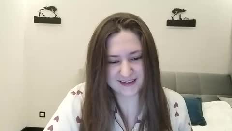 Snapshot of sovagloomy chatting on November 2025 07:45:02 PM sovagloomy online show from November 2025 07:45:02 PM